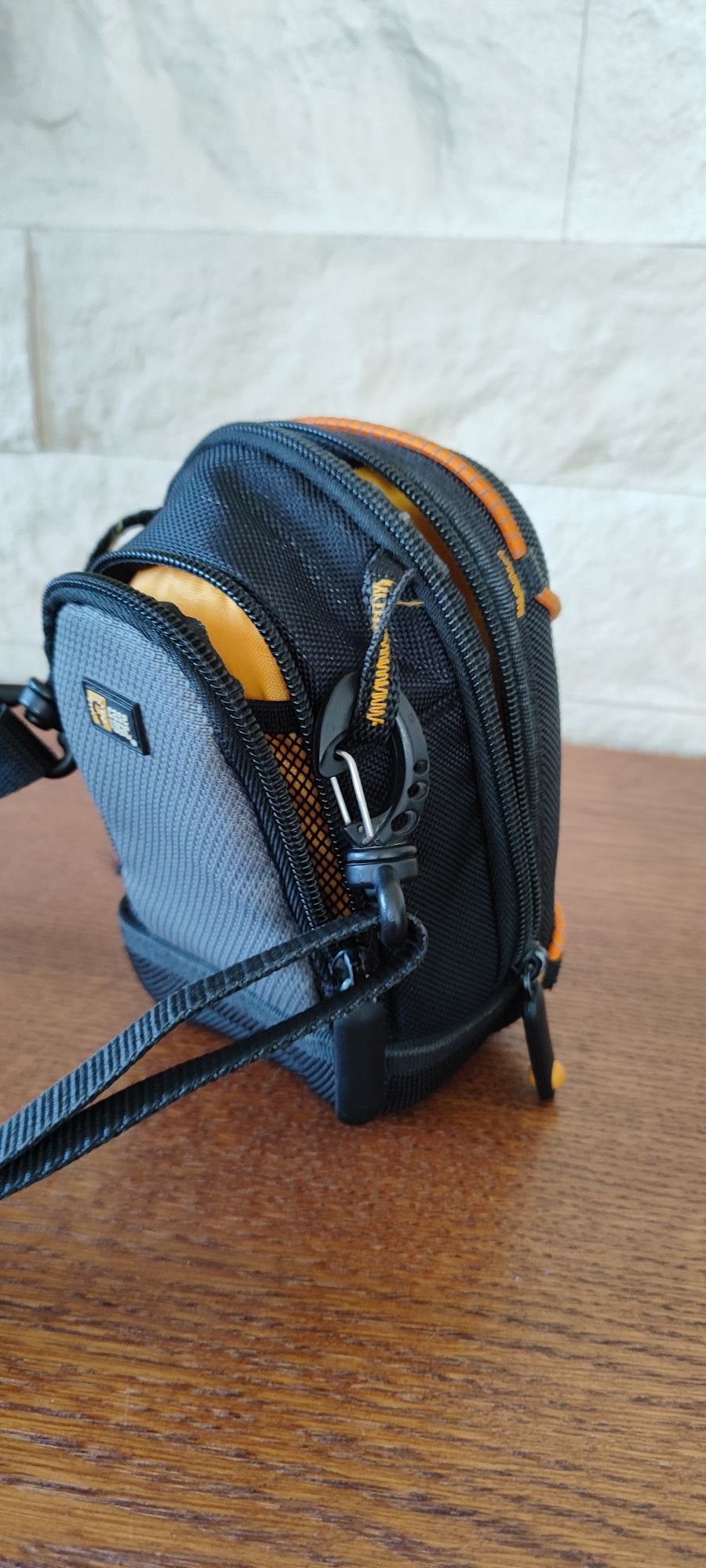 Pokrowiec etui torba na aparat Case Logic