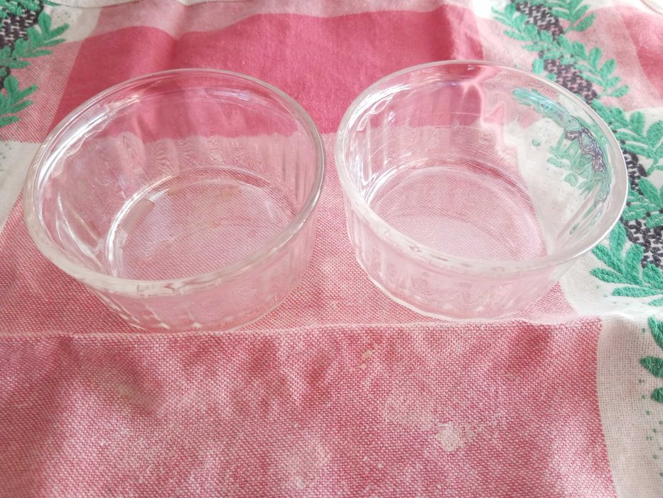 Par de tigelas vintage de vidro transparente Arcuisine France