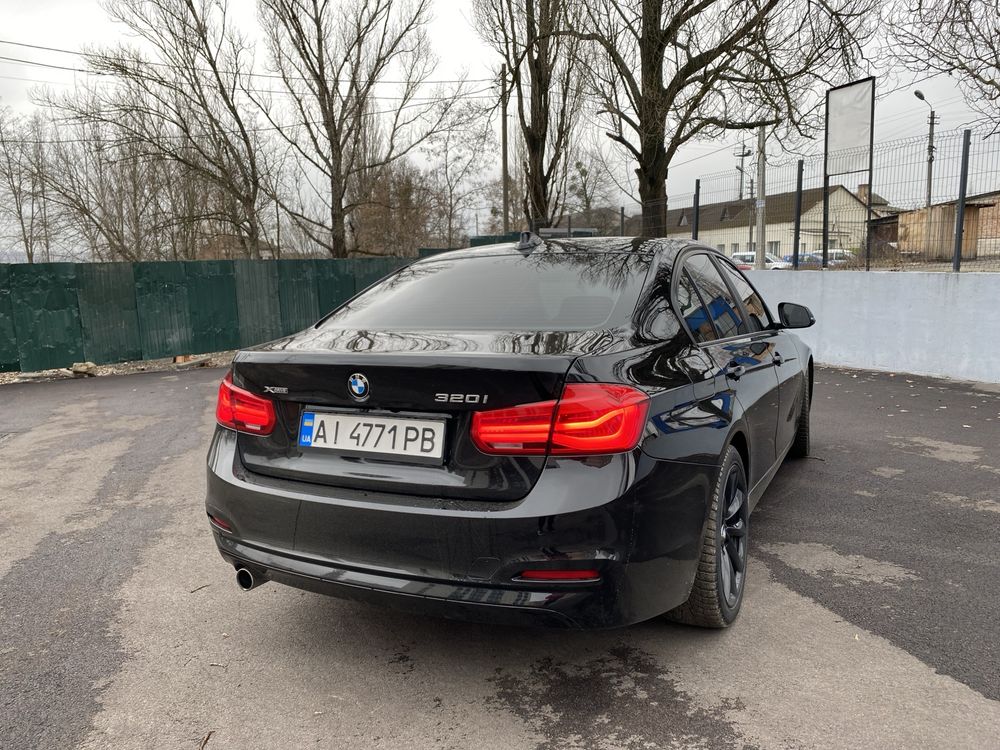 Продам BMW F30 2017 рік