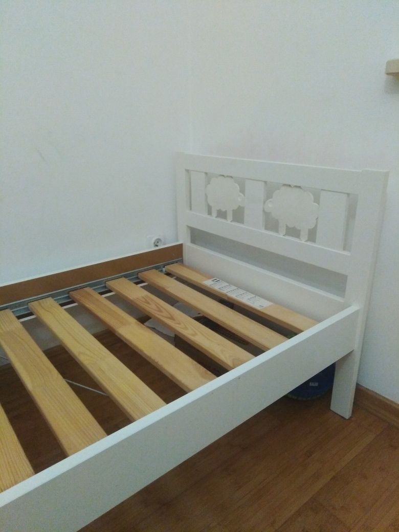 Łóżko młodzieżowe IKEA