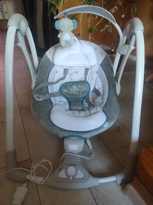 Дитяча нова  гойдалка