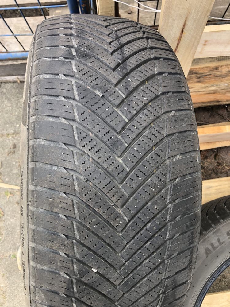 Opony wielosezonowe 205/55R16 50calosc