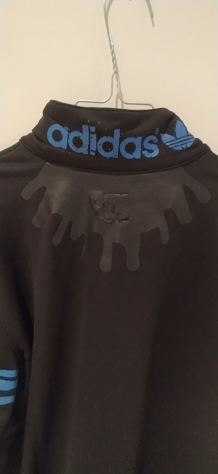 Casacos Adidas como novos