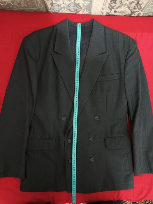 Костюм классический двубортный