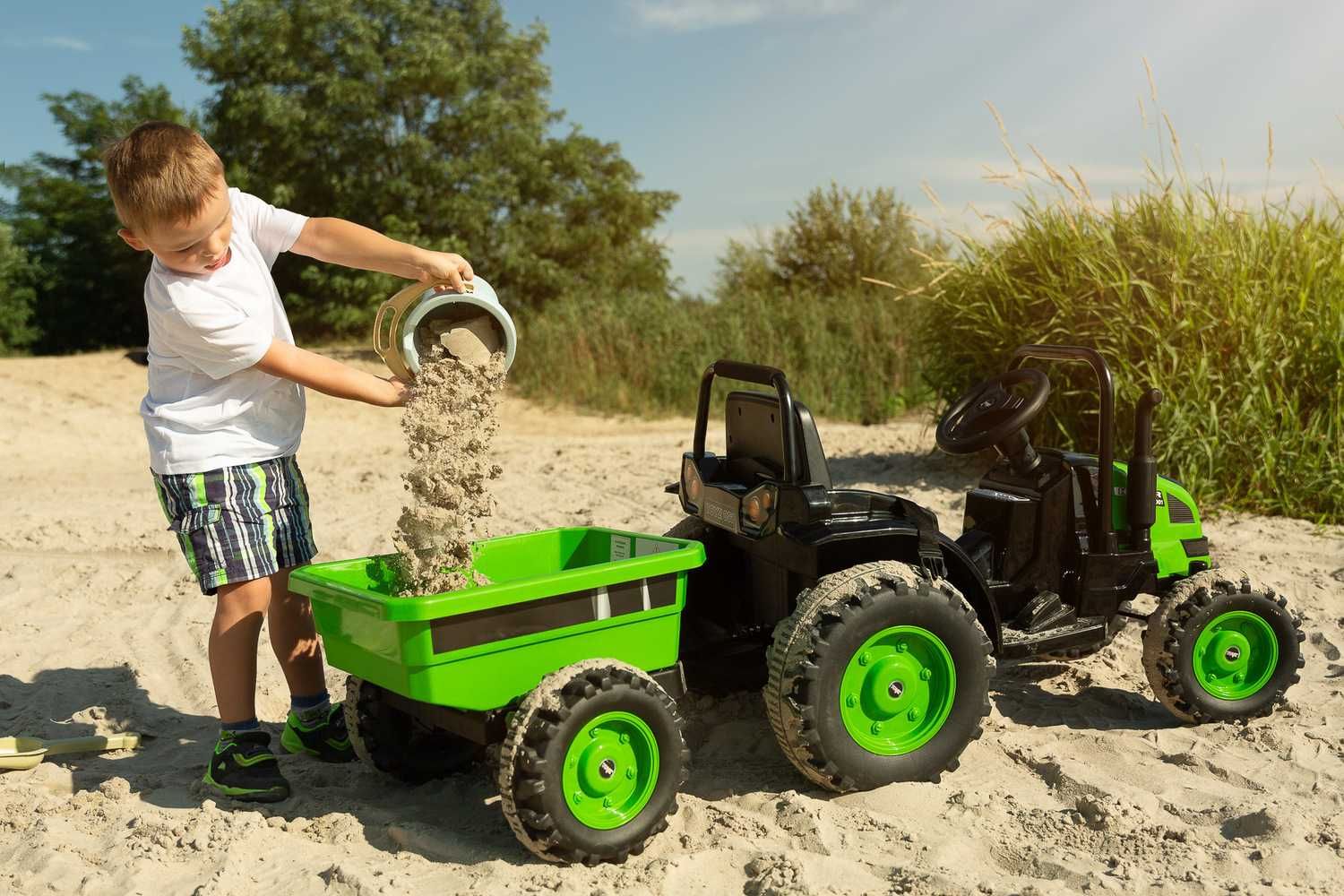 Duży TRAKTOR HECTOR Pilot EVA Auto na akumulator pojazd samochód