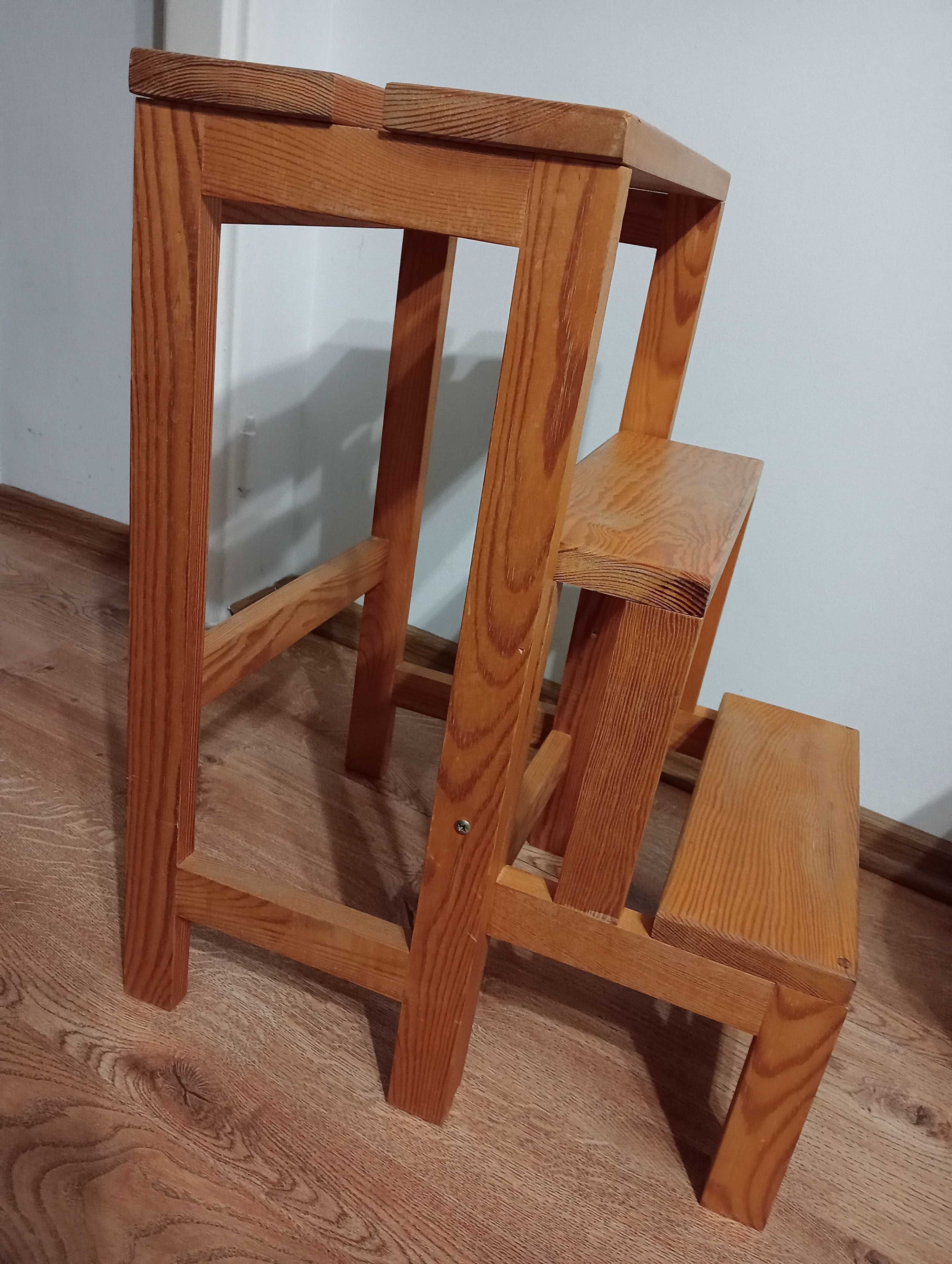 Krzesełko- drabinka solidne ,masywne,drewniane