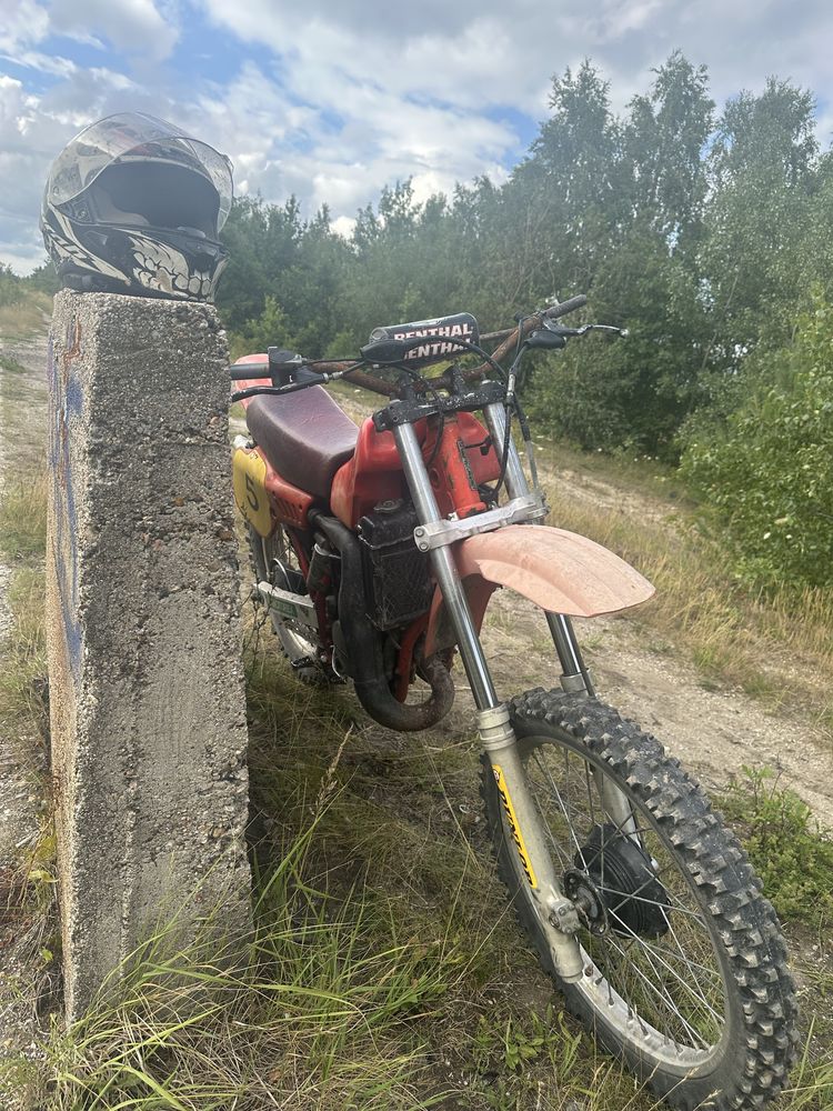 Honda cr 125r 1983
