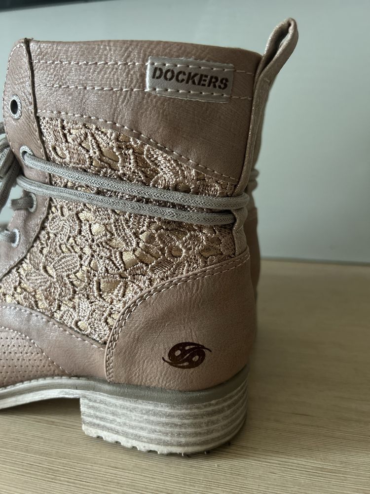 Botki trapery różowe z koronką 37 Dockers