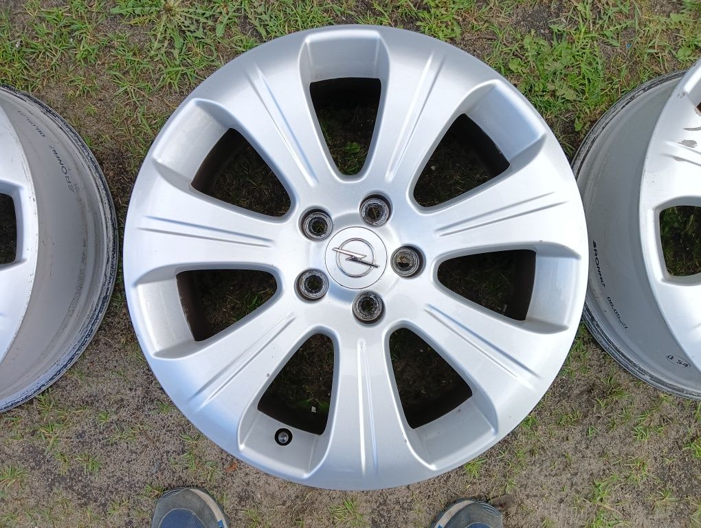 Felgi opel 5x110 Vectra Zafira Astra cena za kpl.