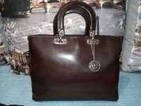 Шкіряна сумочка від італійського бренду Lanzetti.