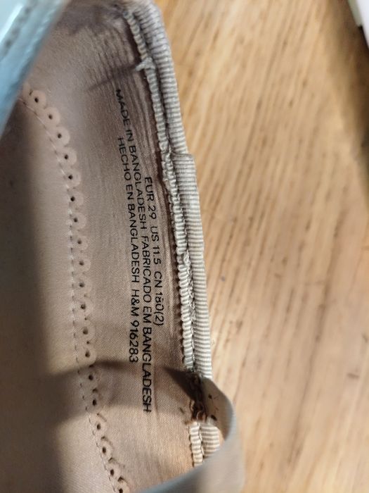 Białe balerinki lakierki H&M 29