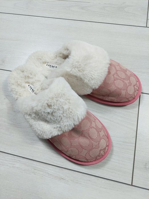 Жіночі кімнатні тапочки Coach Ziva Signature Jacquard р. 39,5EUR