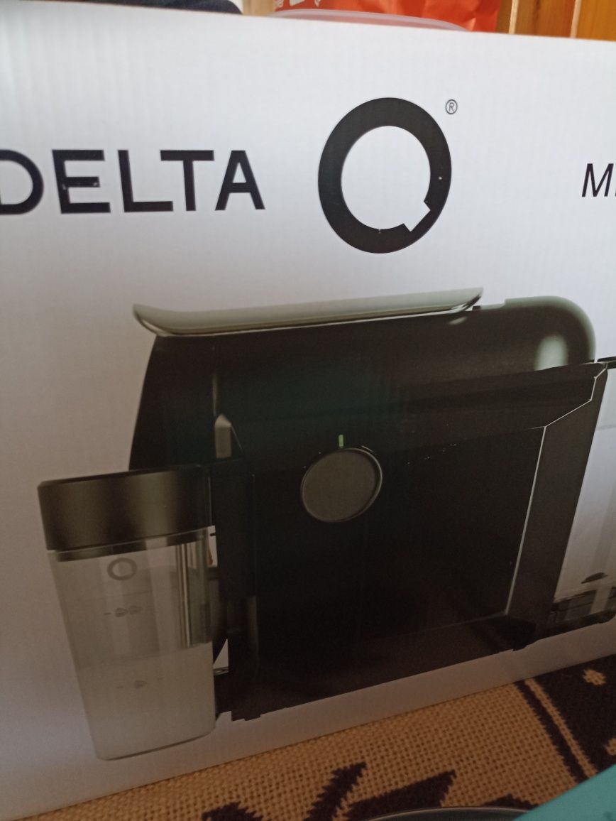 Ekspres expres do kawy kapsułkowy Delta Q MILKQOOL nowy model