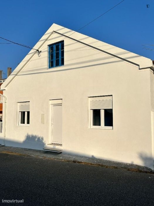 Quarto - localizado em Aveiro
