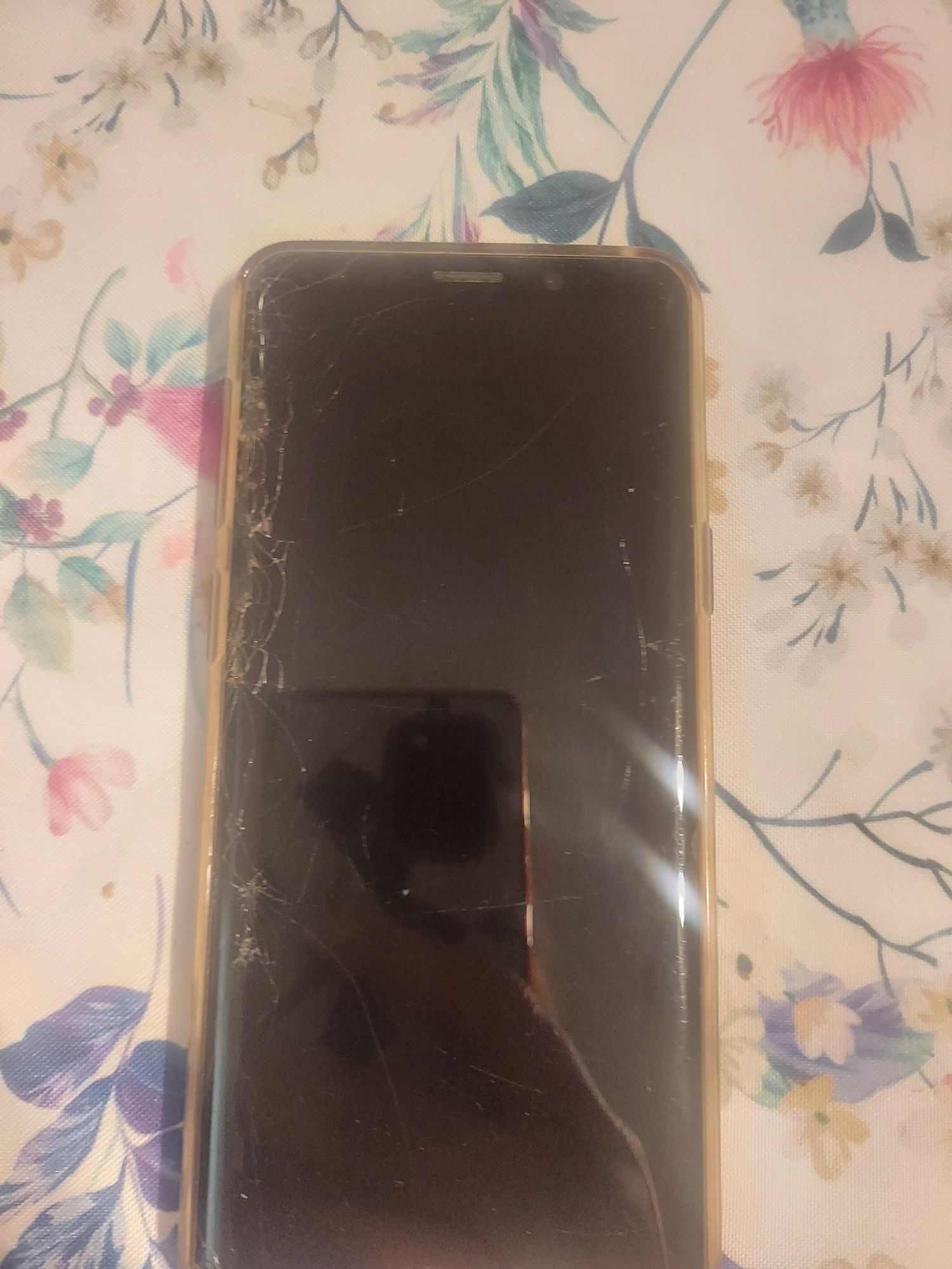 Samsung s9+ uszkodzony