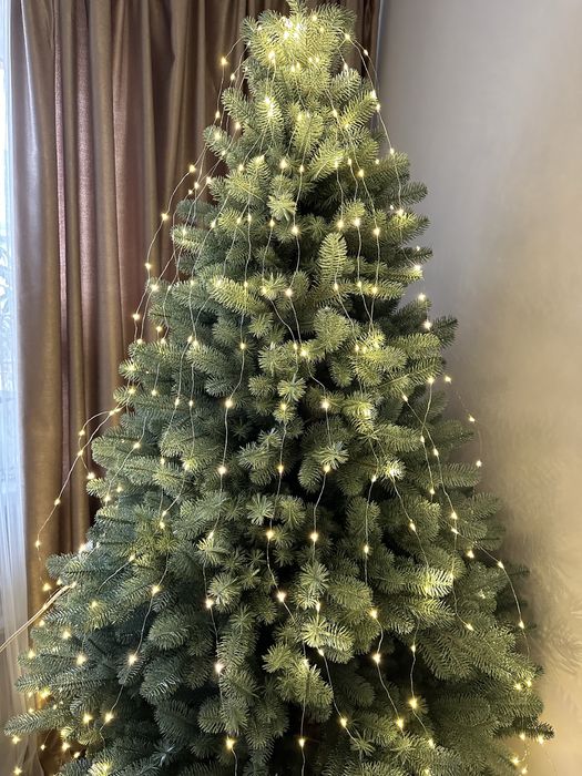 Стильна якісна в ідеальному стані дита ялинка, голуба, дешево