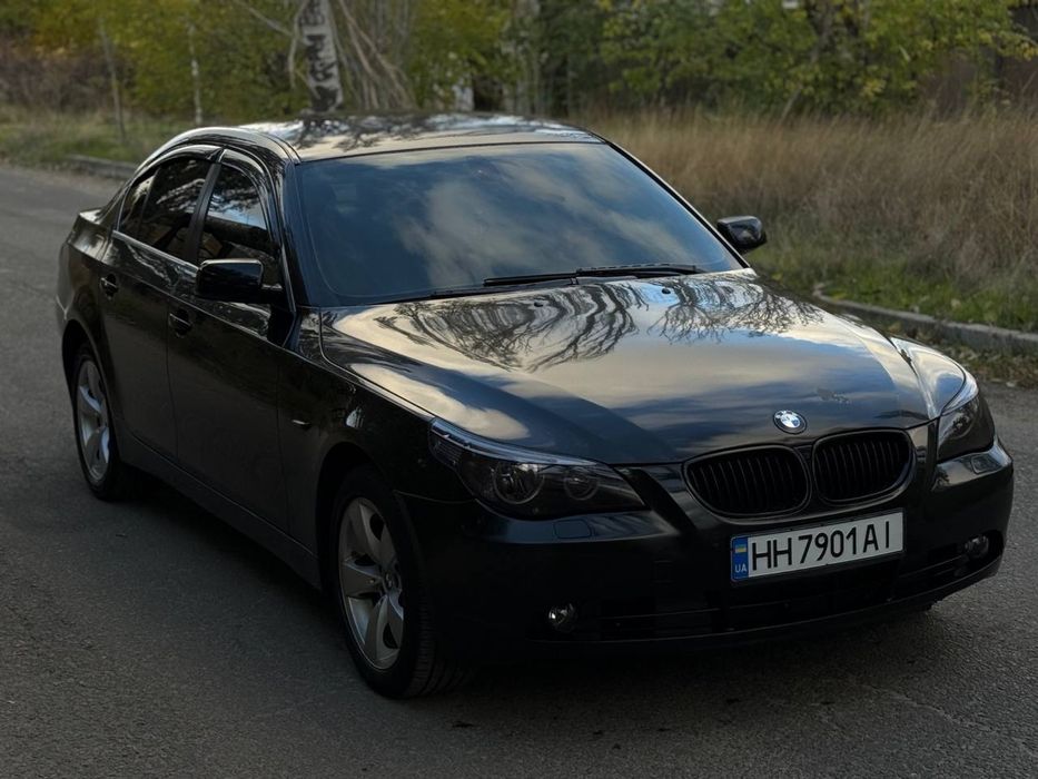 BMW   E60. 2004г