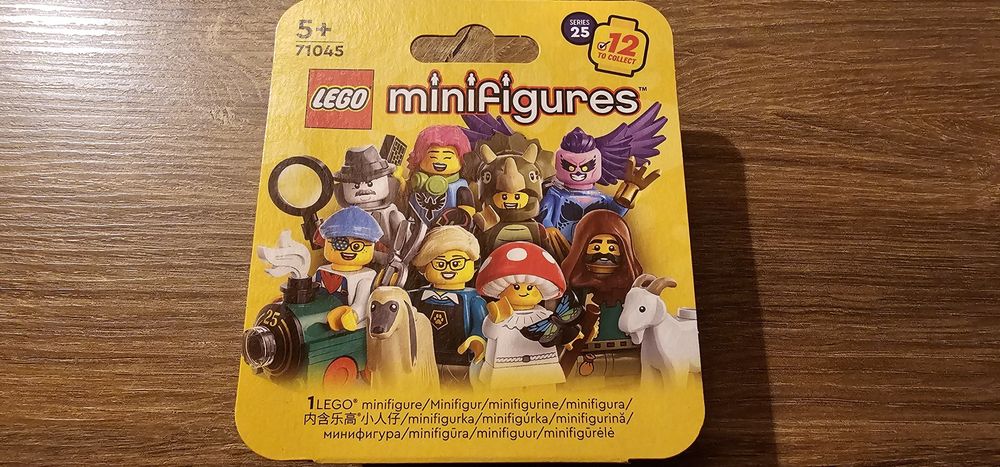 Lego figurka minifigurka zawodniczka e sportu 71045 seria 25