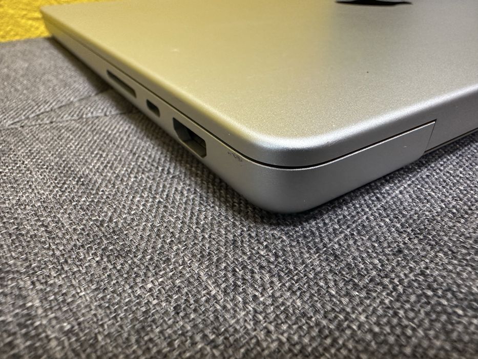 Lcd, матриця, дисплей в зборі MacBook Pro 14” A2442 Silver
