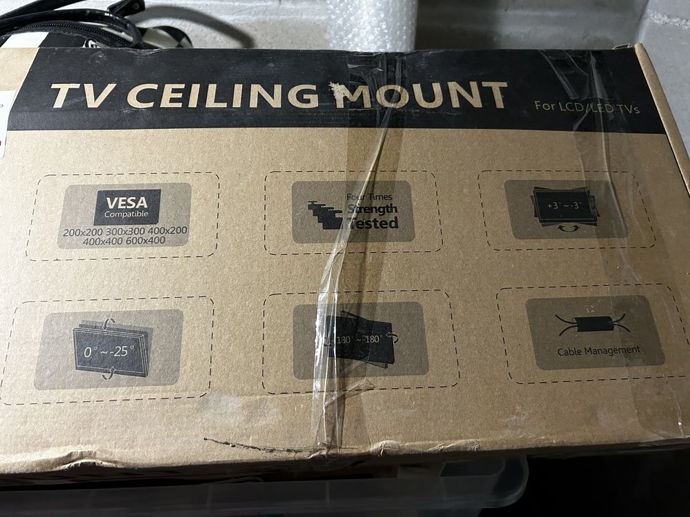 Suporte de teto para TV