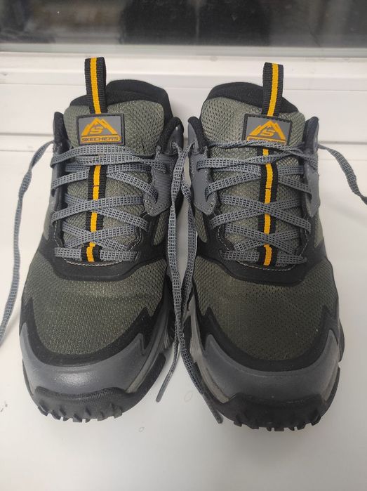 Кросівки в ідеальному стані Sketchers 41 розмір