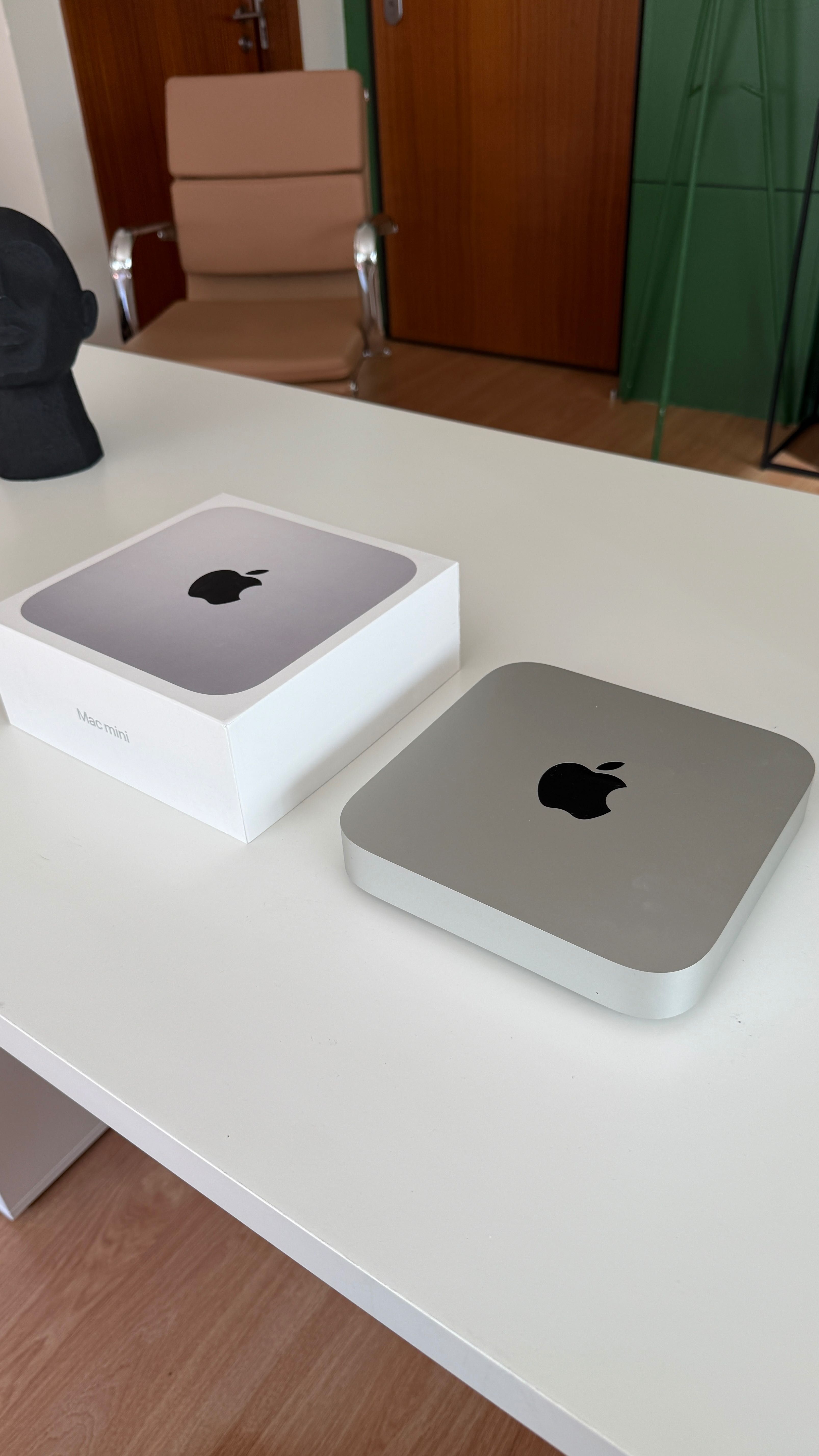 Mac mini Apple M1 - RAM: 8 GB - 256 GB SSD com Caixa e Fatura