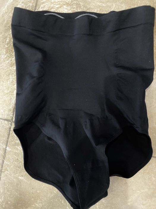 Високі труси з утяжкою корегуючі живіт plie