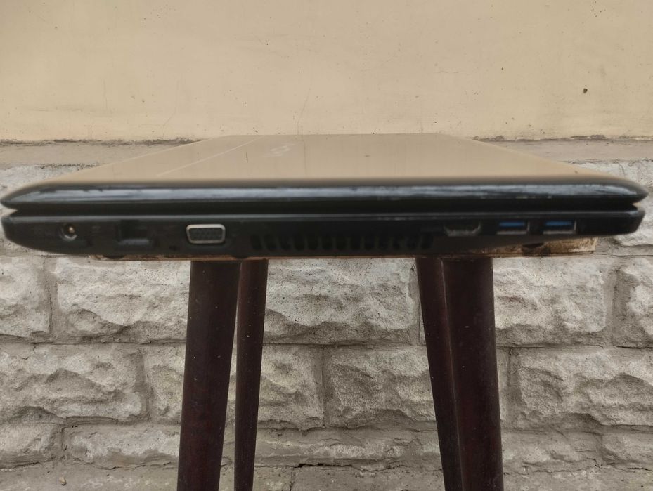 Medion P7621 (Core i5)