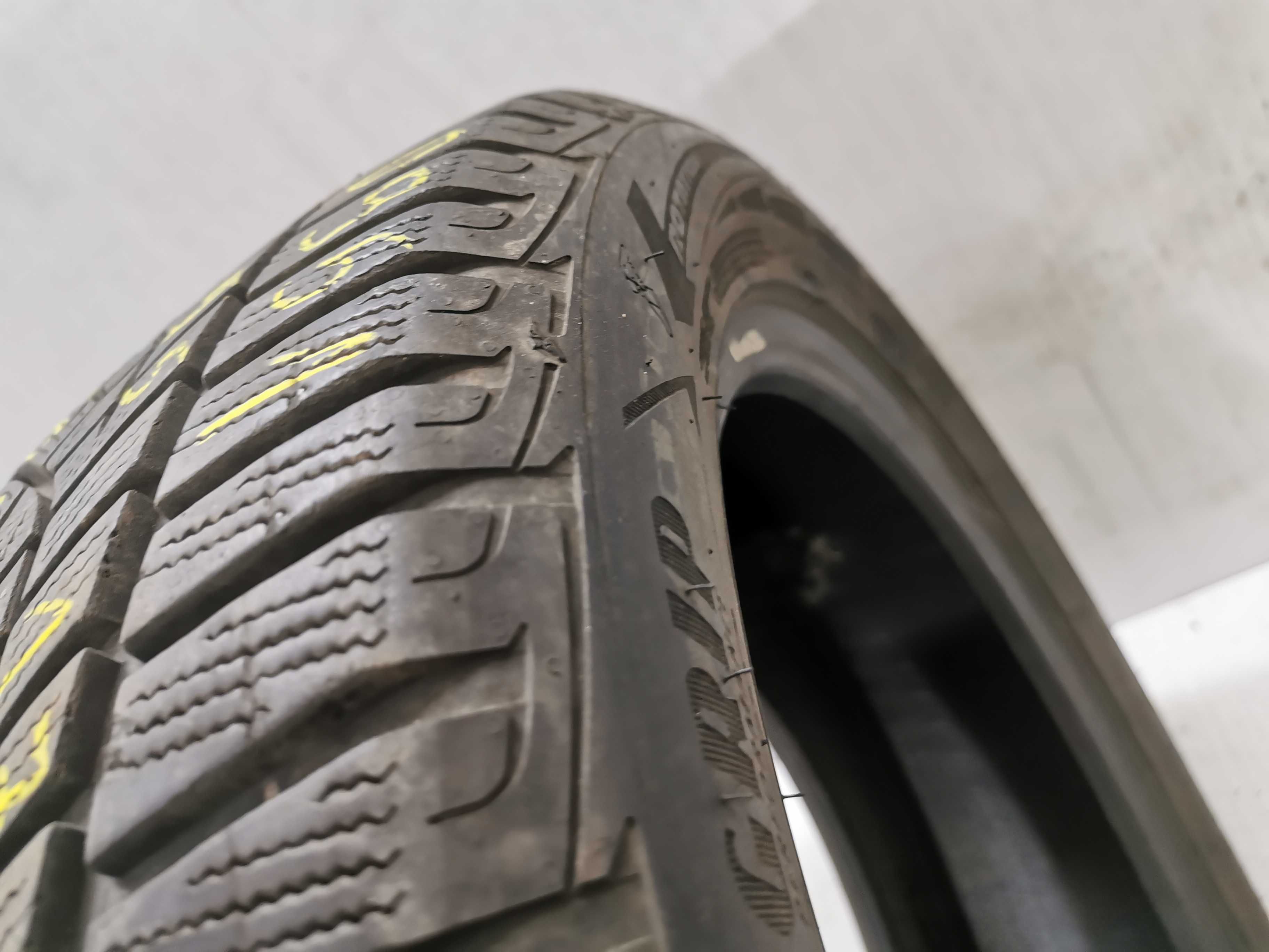Goodyear Ultragrip Performance Gen-1 215/55r17 98V 6,6mm XL Rant N0951
