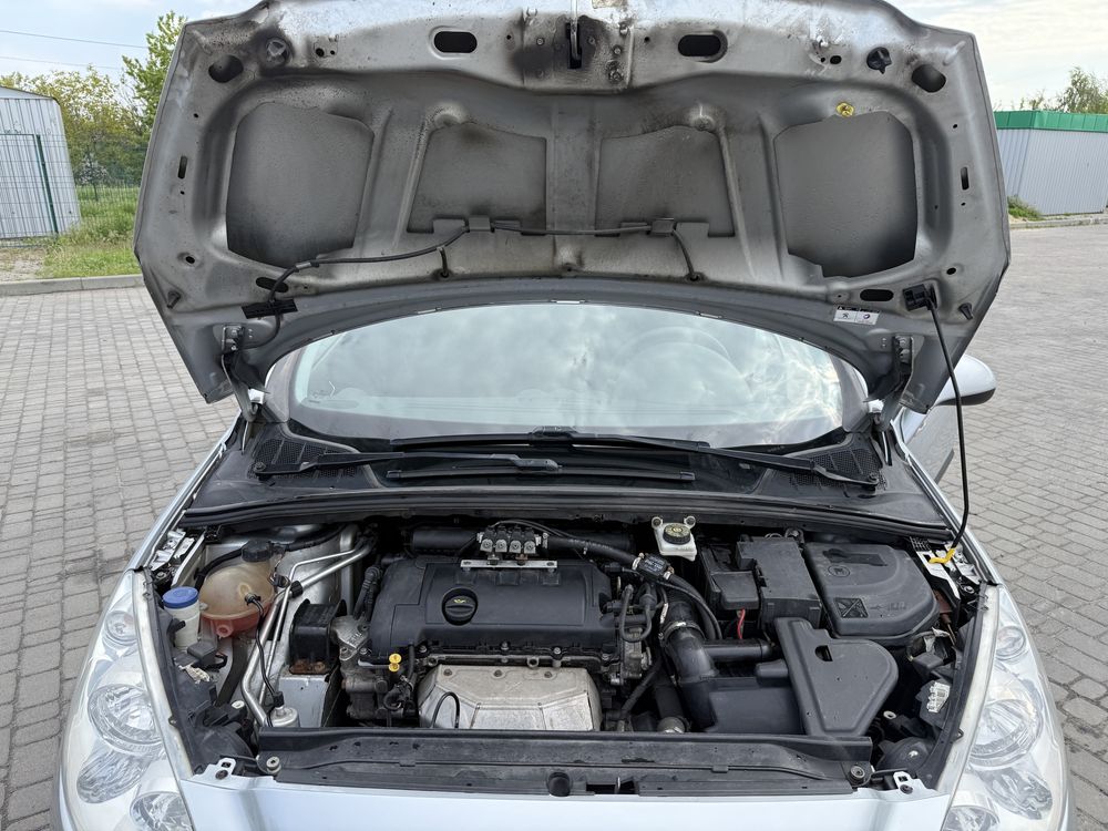 Peugeot 308 sw (2012)