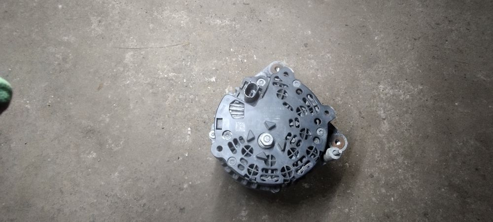 Alternator audi volkswagen passat A6 a4 2.0tdi