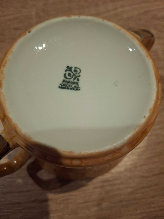 Serwis kawowy chodzież, Wawel