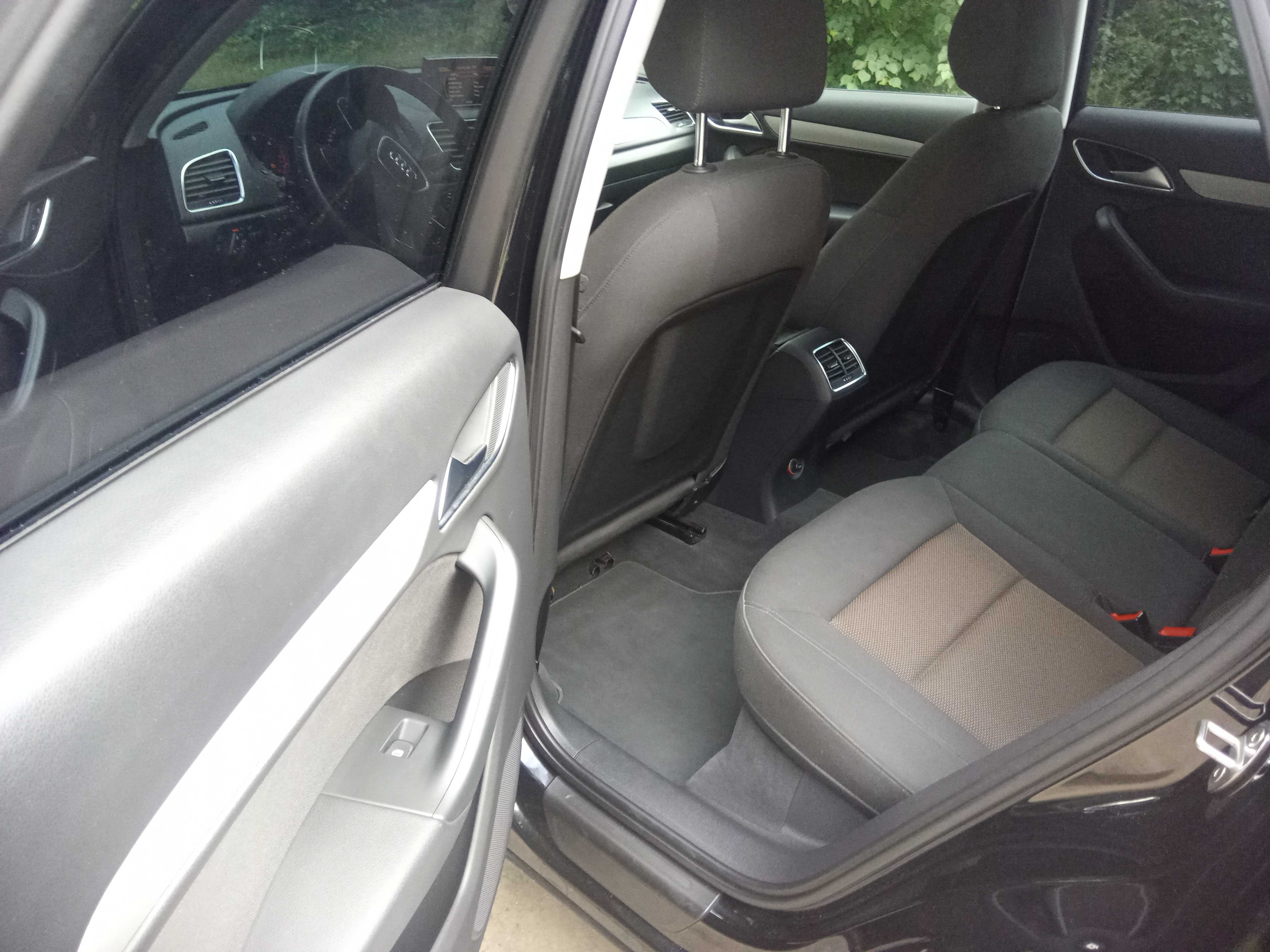 Sprzedam Audi Q3 2.0 tdi