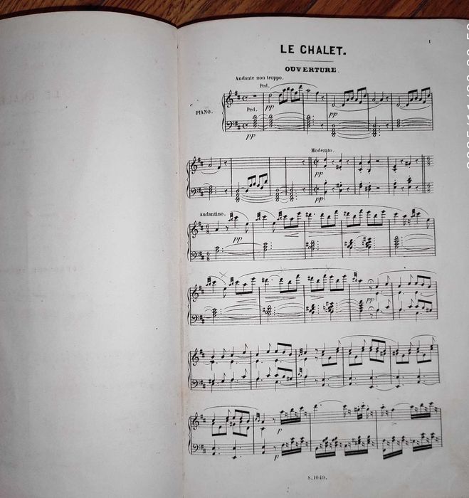 Nuty oprawione antyk Le Chalet Opera