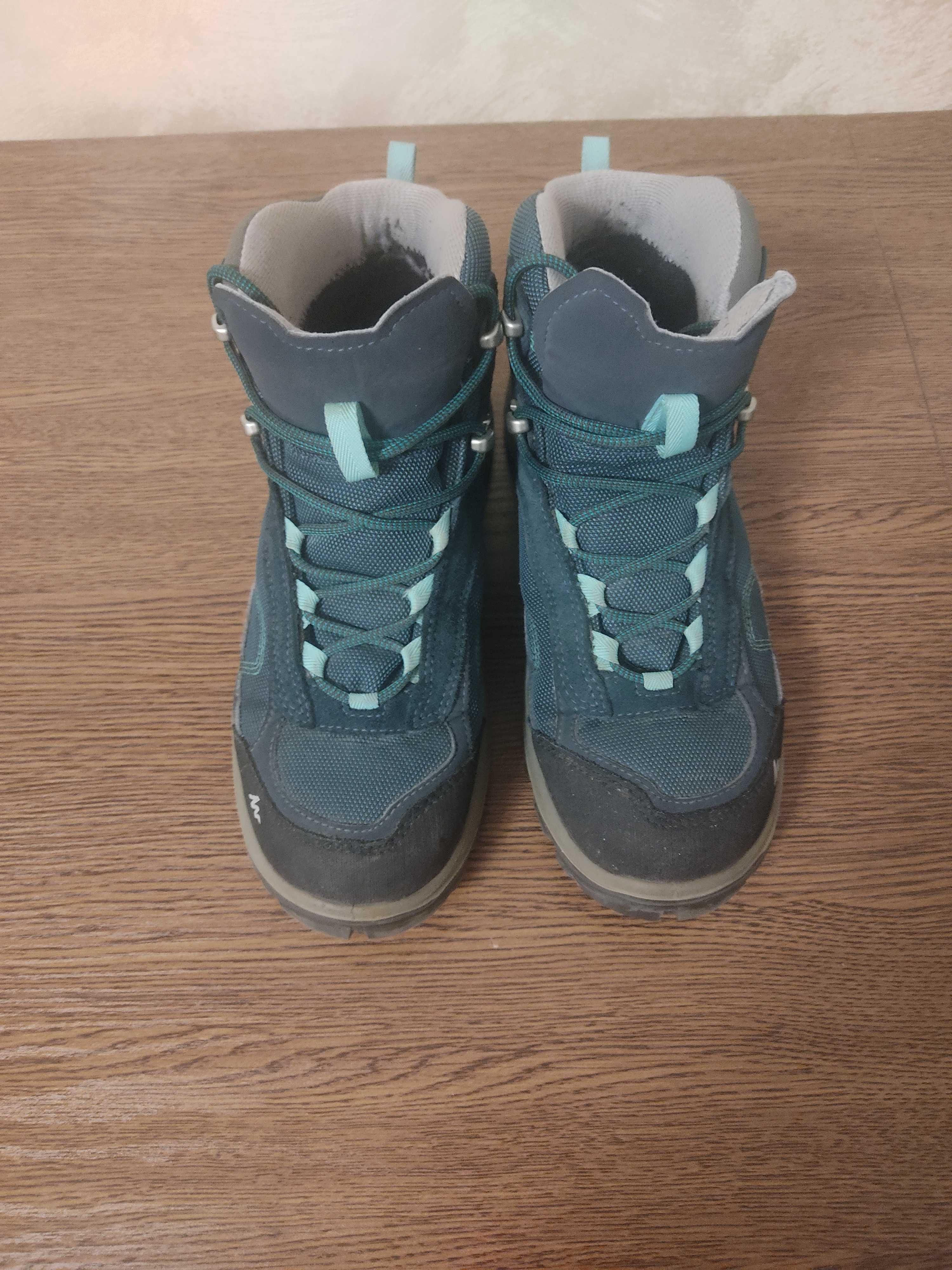 Buty damskie trekkingowe zimowe  Quechua z Decathlon r. 39,5