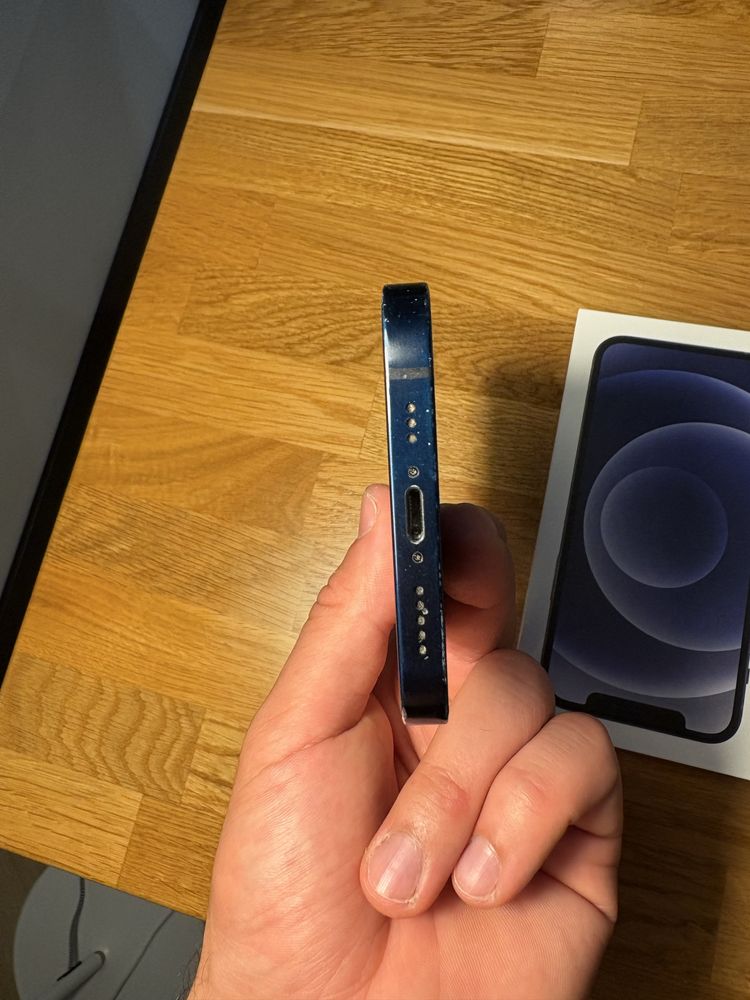 Iphone 12 ladny