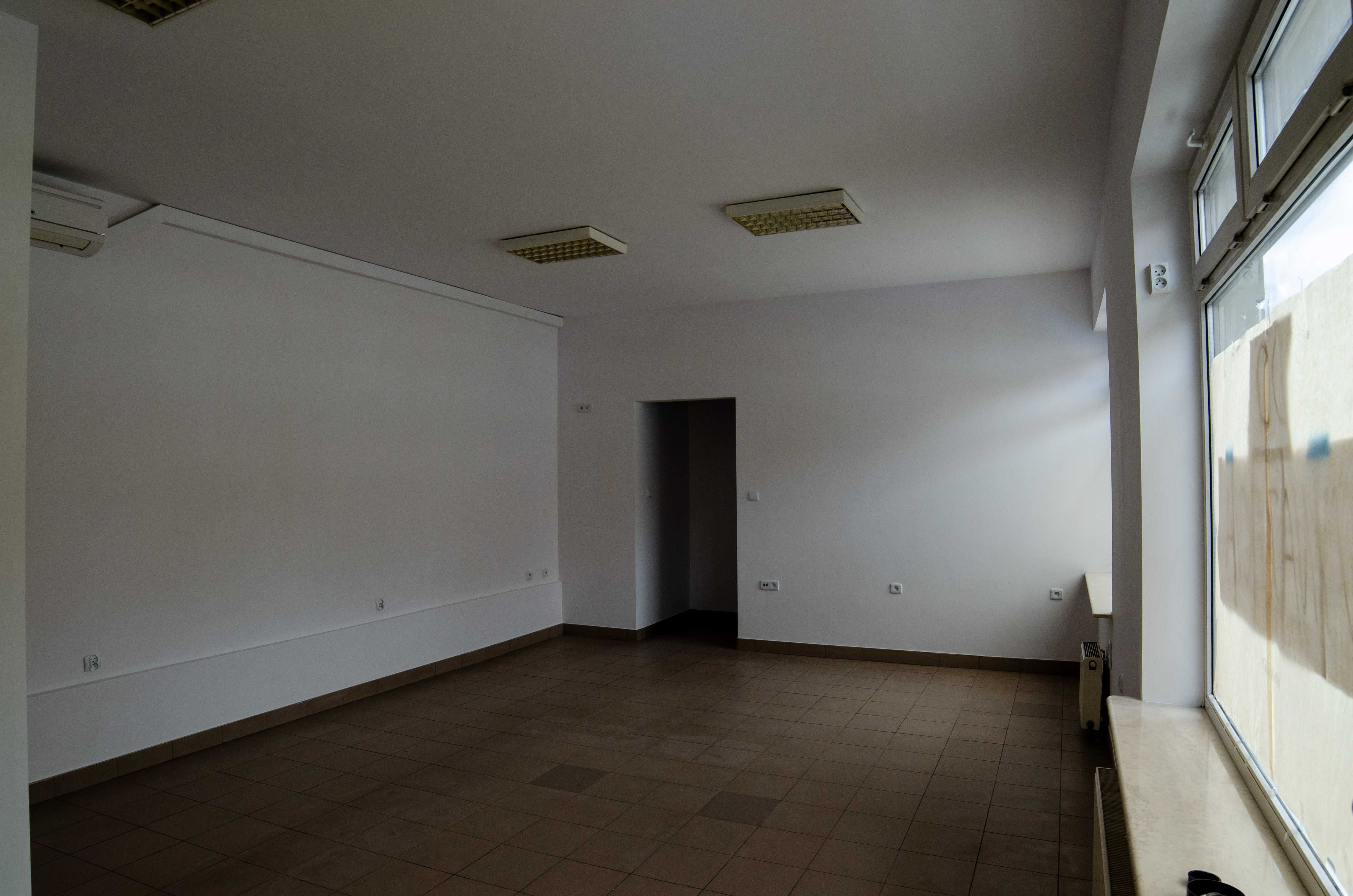 Lokal usługowy 40 mk2 z toaletą. ogrzewanie, klimatyzacja