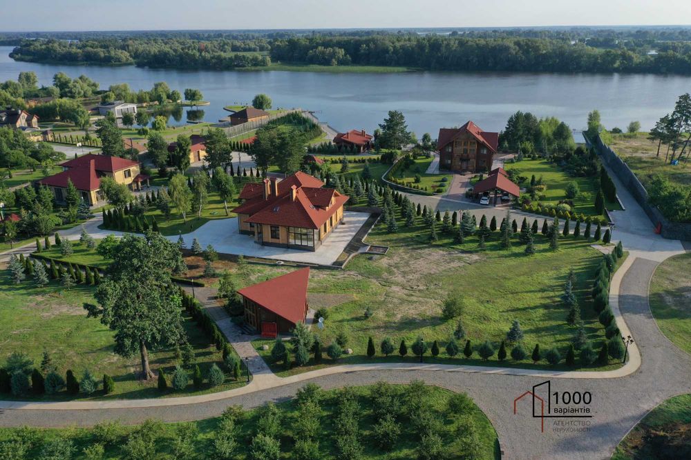 Приватна база відпочинку над Дніпром. Черкаси- Київ