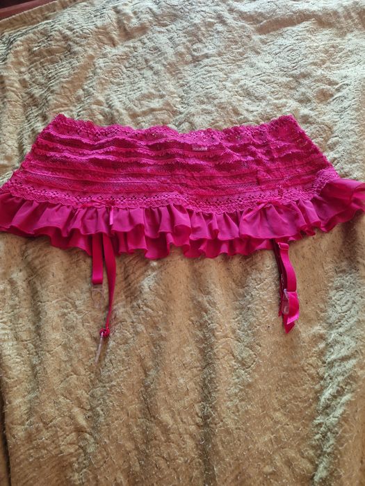 Szeroki pas do pończoch Konrad