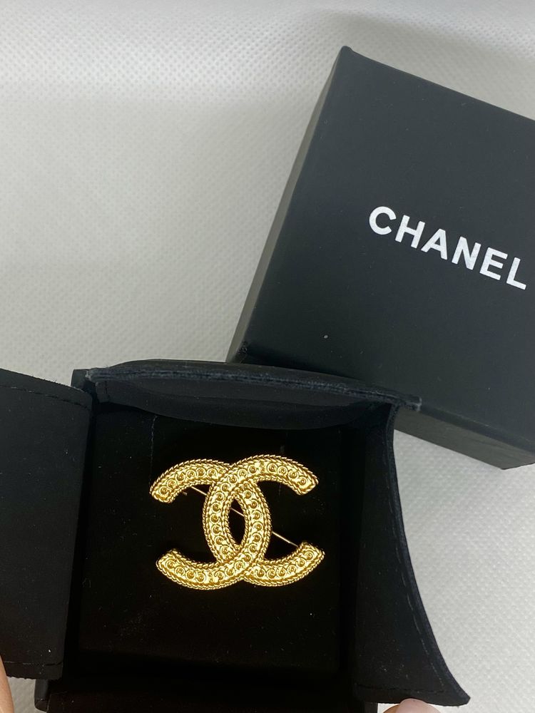 Broszka Coco Chanel