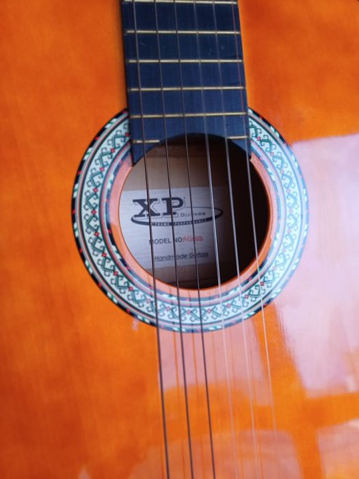 Conjunto Guitarra marca XP Guitars Hand-made,  com Suporte e Bolsa