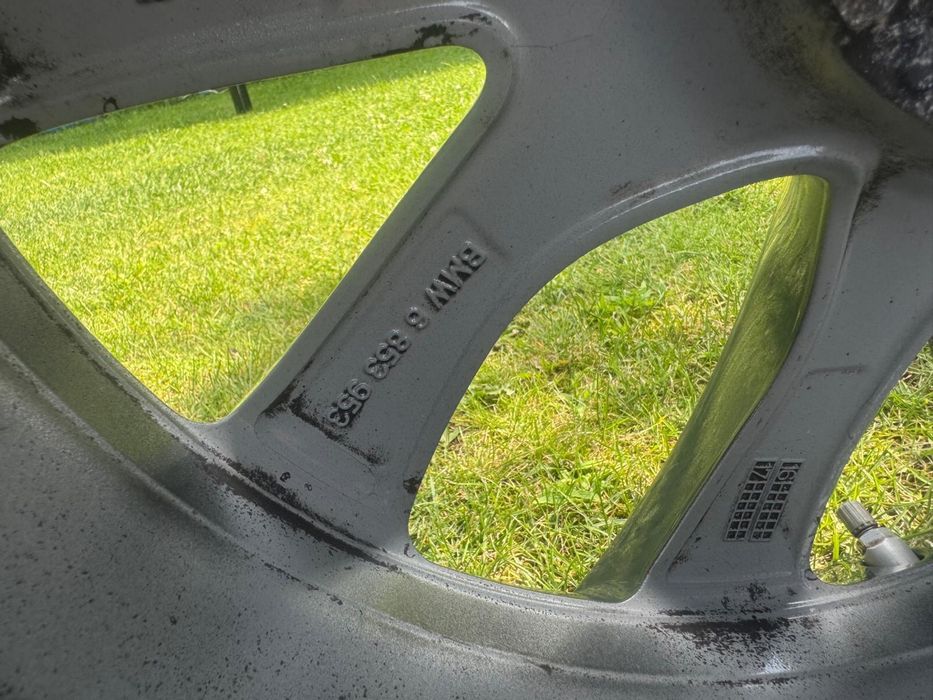 Felgi BMW 19 * X5 X3 X4 E60 F10 E90 F01 *