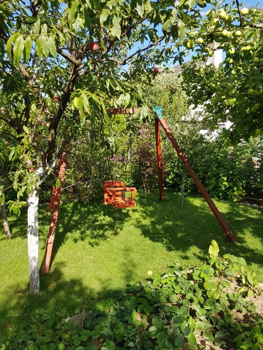 Huśtawka drewniana + stelaż na ogród dla dziecka