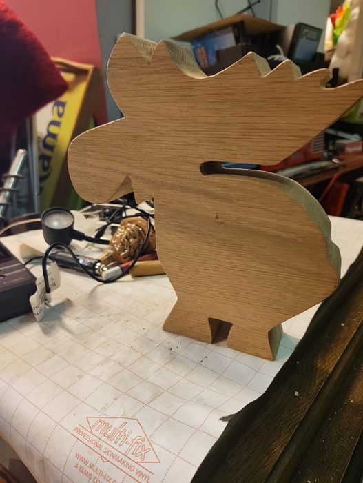 Dębowy renifer vintage.