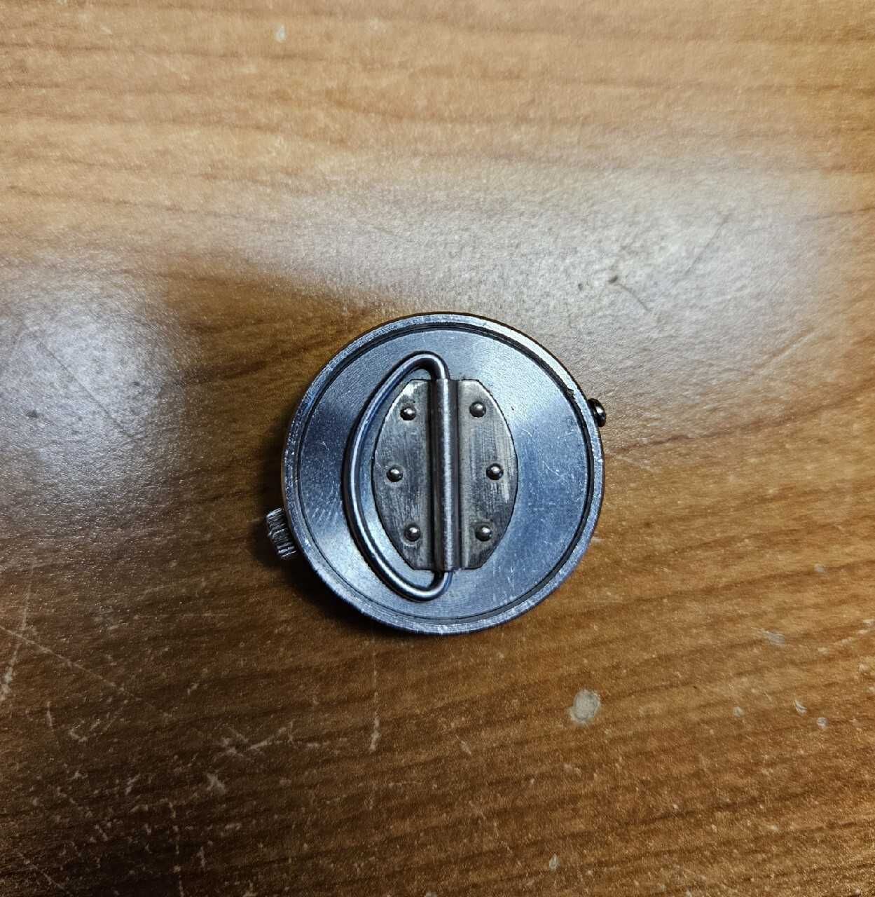 Zegar mechaniczny fotokarabin