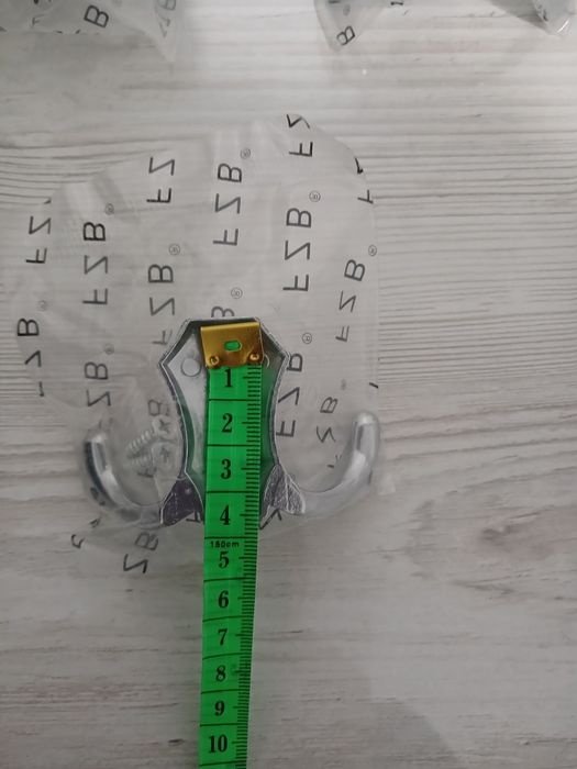 Крючки для одежі меблеві.