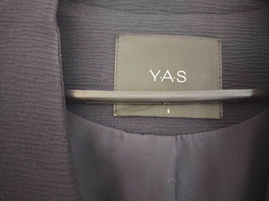 Długa marynarka, YAS, r. S