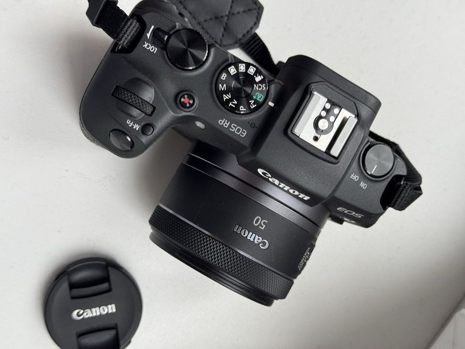 Об'єктив Canon RF 50mm 1.8 USM