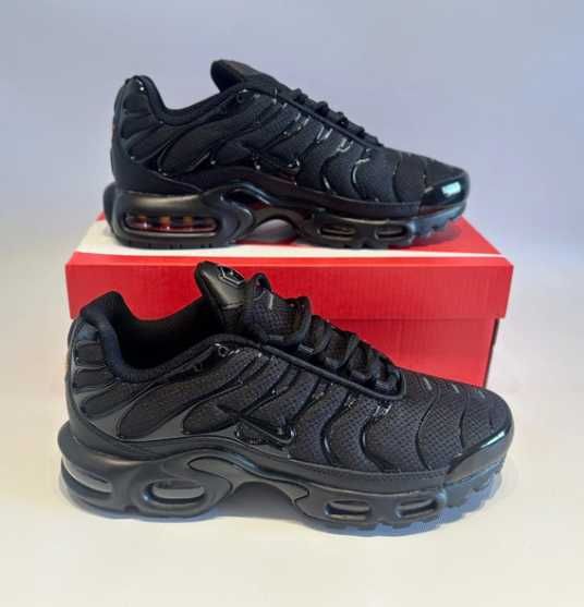 Buty meskie Mokasyny Nike_Max_TN_Plus_Black R.39