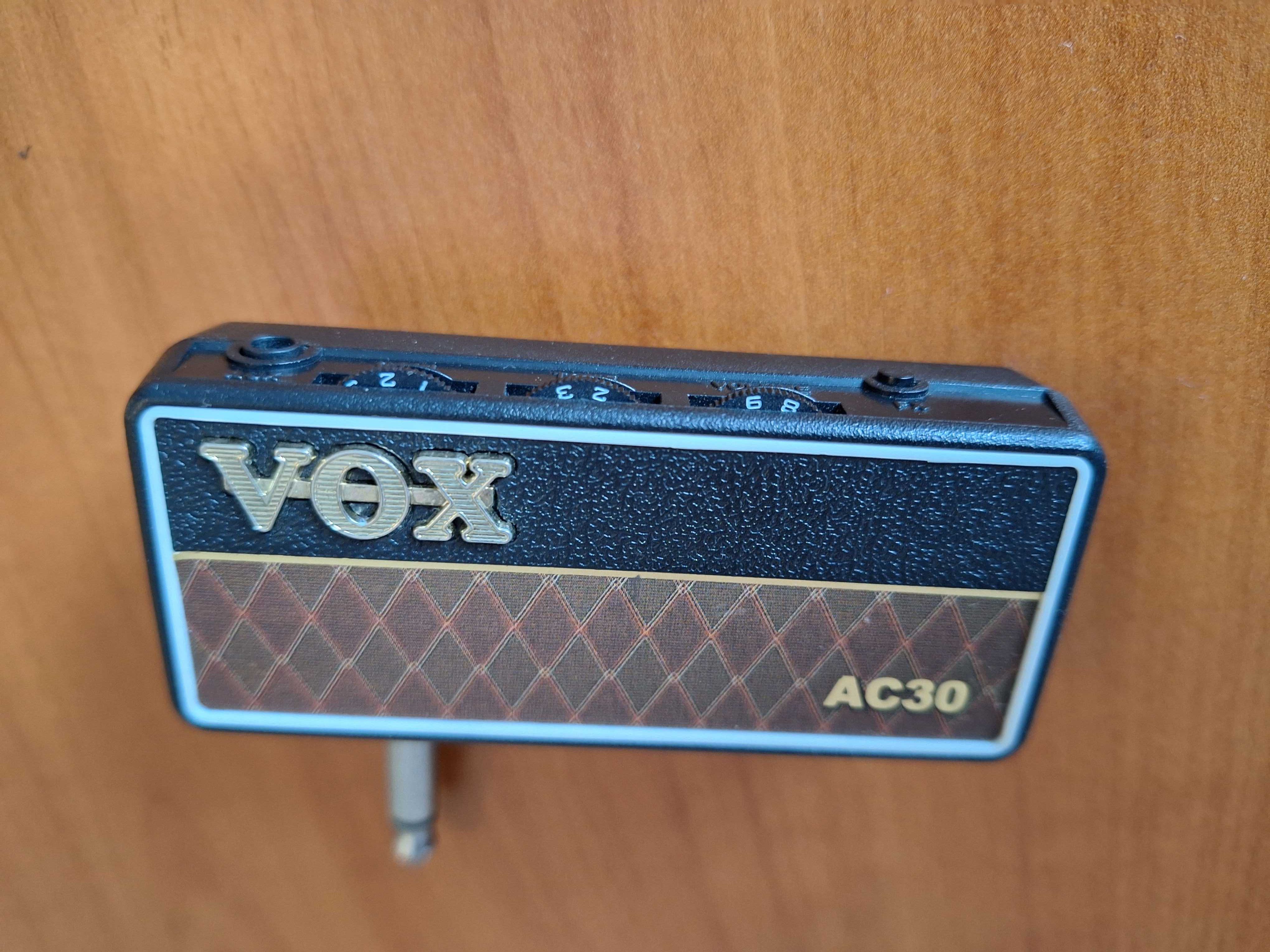 Amplificador guitarra Vox Amplug 2 Ac30